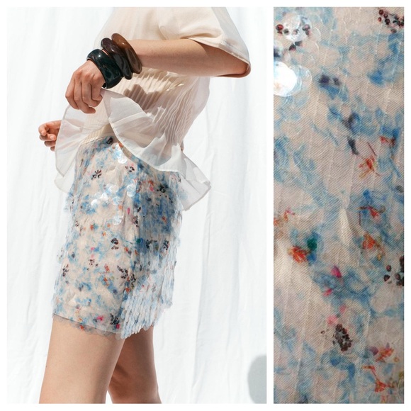 NWT. Zara Raw Blue Sequin Short Skirt. Size S. - Picture 3 of 12